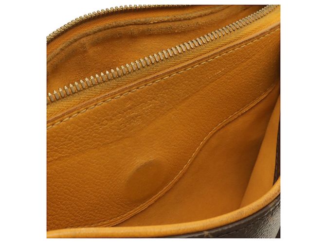Bolsa Louis Vuitton Monogram Pallas BB Dourado - vista 9