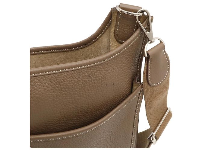 Hermès Borsa a tracolla Hermes Evelyne 3 III GM Taupe - vista 8