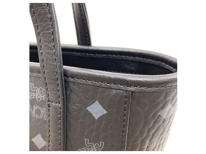 MCM Toni Top Zip Shop Bag Black - view 12