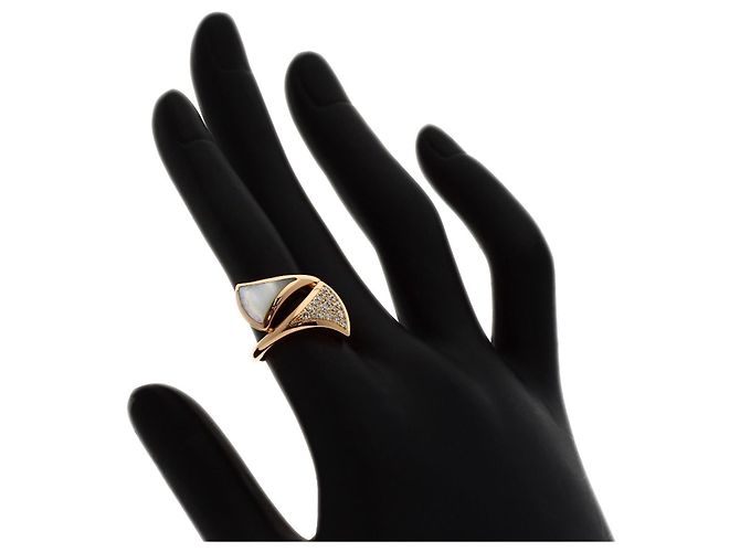 Bulgari Bague Bvlgari Diva's Dream Medium Shell Diamond Ring - vue 7