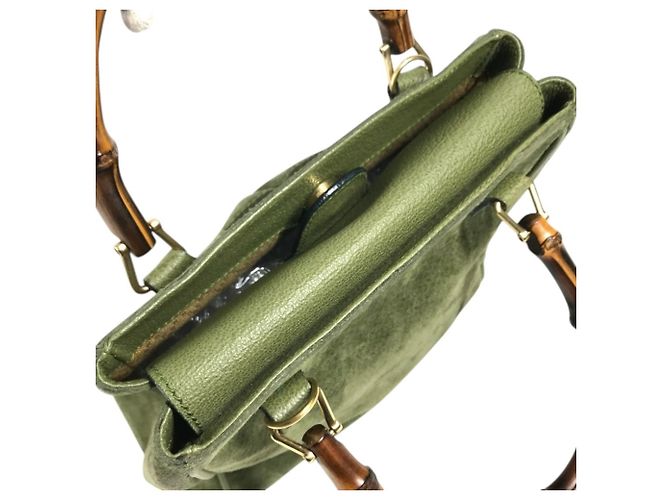 Borsa a spalla Gucci Vintage Bamboo in camoscio Verde - vista 17
