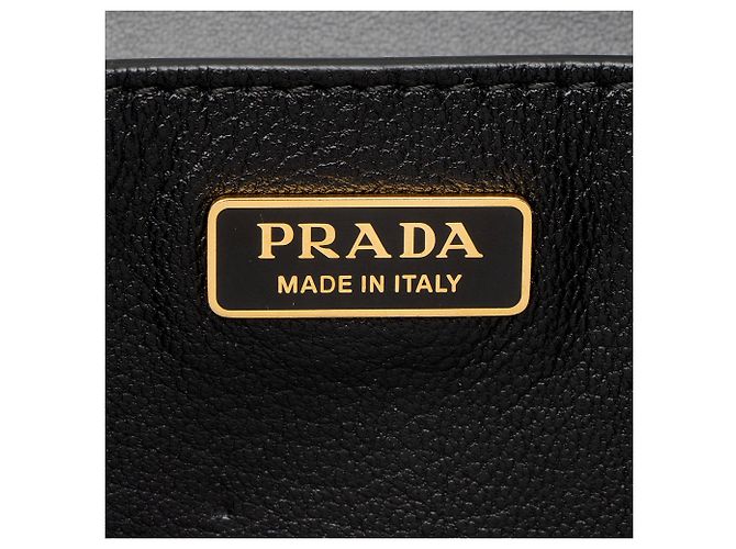 Borsa a tracolla Prada Cahier in pelle di vitello Nero - vista 7