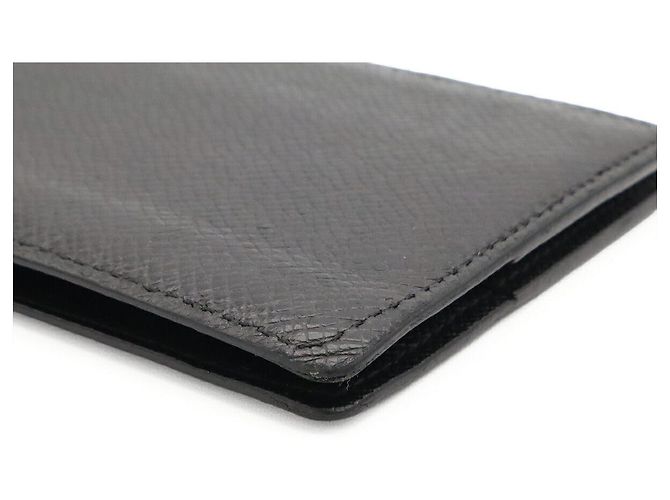 Louis Vuitton Taiga Portefeuille Pans Wallet Nero - vista 3