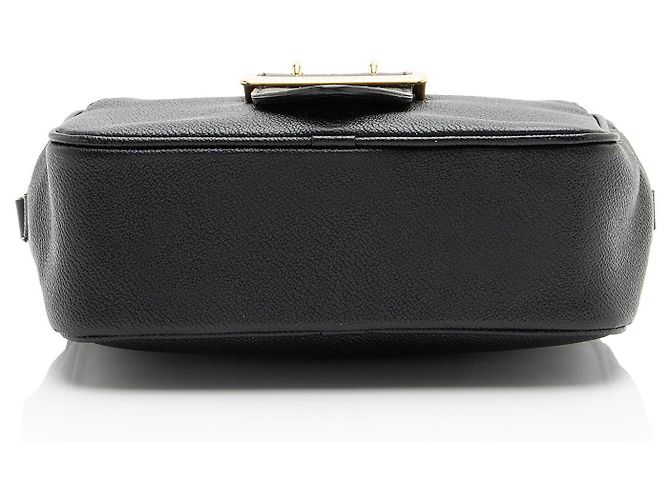 Burberry Bolsa Crossbody Small em couro de bezerro granulado macio com fivela - vista 4