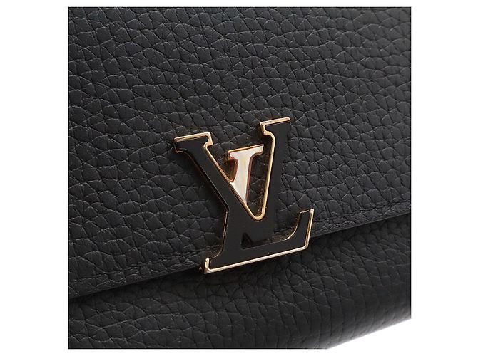 Cartera compacta Louis Vuitton Capucines Negro - vista 4