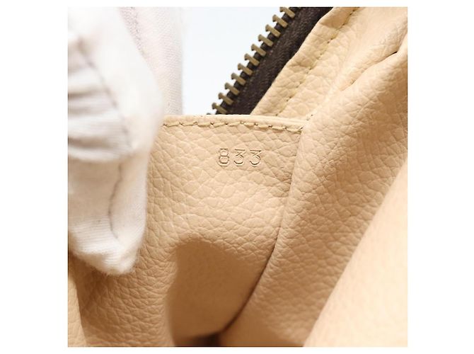 Louis Vuitton Trousse Toiletry Monogram Canvas 23 Castaño - vista 6