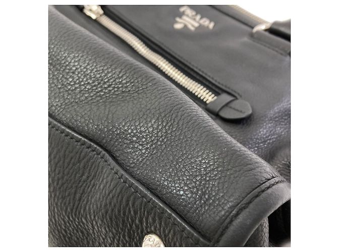 Prada 2-Way Tote Bag aus schwarzem Leder - Ansicht 11