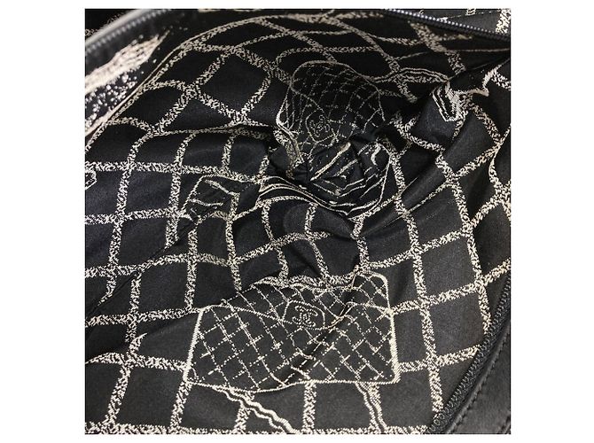 Chanel Essential Tote Bag Black - view 10