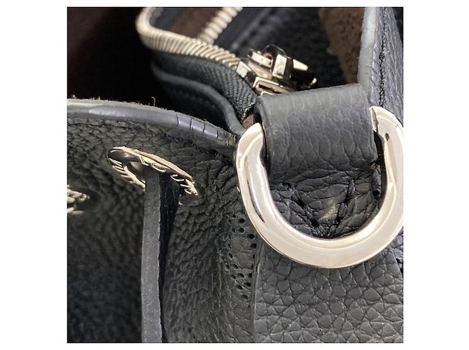 Bolso de mano Louis Vuitton Bella Tote Negro - vista 12