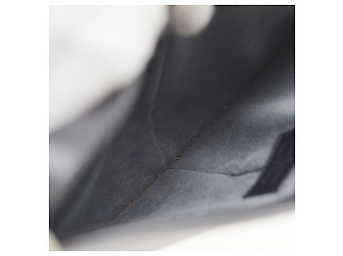 Louis Vuitton Demi Lune Pochette Epi Leather Schwarz - Ansicht 3