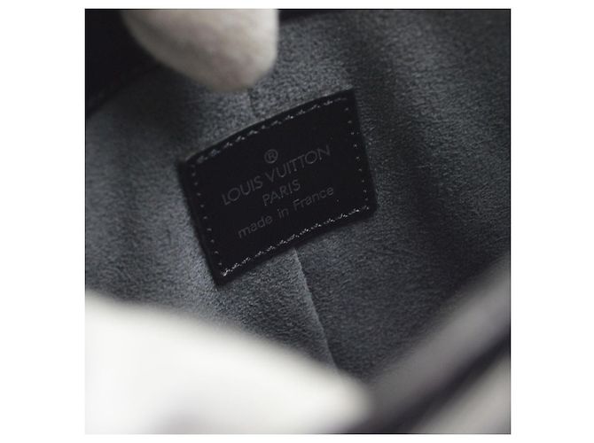 Louis Vuitton Demi Lune Pochette Epi Leather Schwarz - Ansicht 4