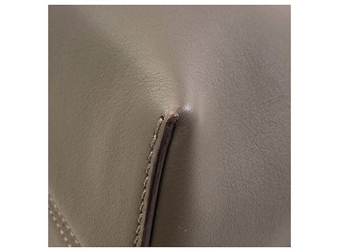 Bolsa 2-Way Fendi By The Way Medium Cinza antracite - vista 14