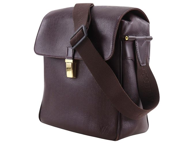 Borsa a tracolla Louis Vuitton Yaranga - vista 2