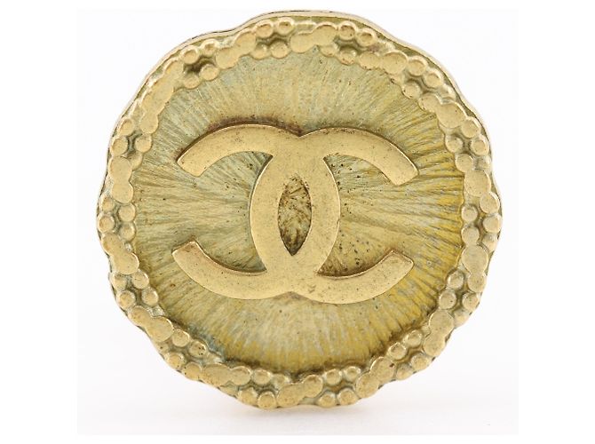 Chanel Coco Mark Gold Plated Clip Earrings Golden - view 8