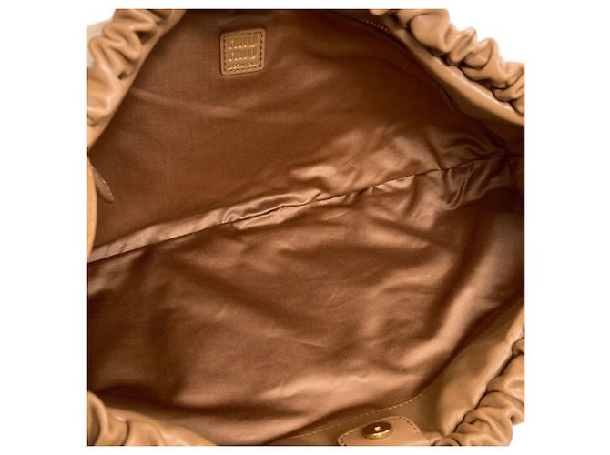Bolso de hombro Miu Miu Logo Castaño - vista 5