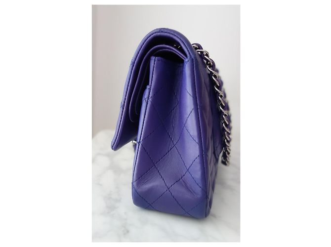 Timeless Borsa Chanel Classic Medium Flap Pelle Matelassé Viola Porpora - vista 3