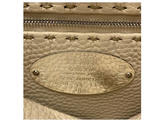 Borsa 2-Way Fendi Peekaboo Essentially Selleria Beige - vista 6