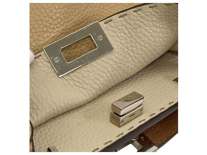Borsa 2-Way Fendi Peekaboo Essentially Selleria Beige - vista 8