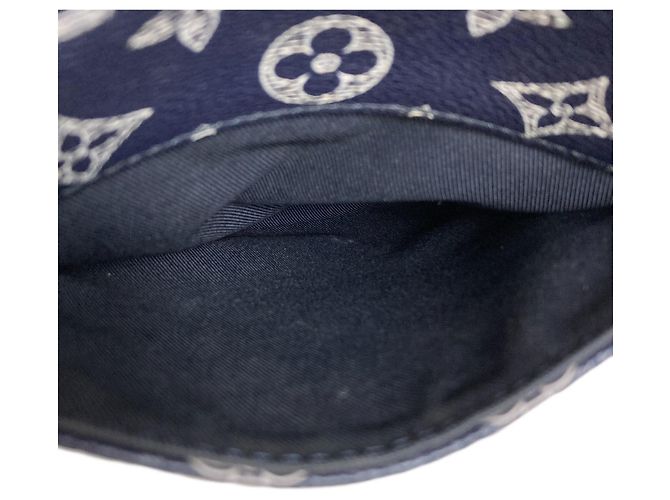 Borsa a tracolla Louis Vuitton Danube PM Upside Down Blu Monogramma - vista 9