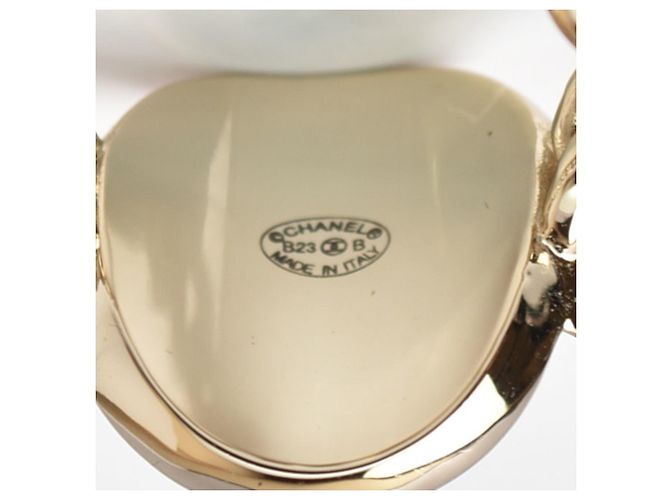 Anel banda Chanel banhado a ouro com marca Coco Dourado - vista 4
