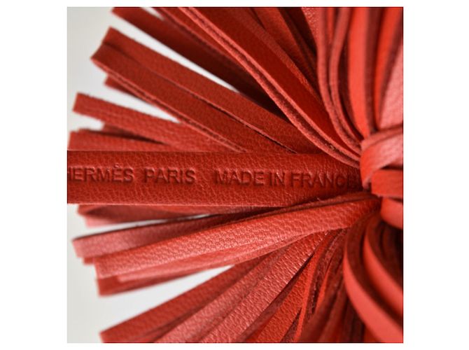 Hermès Carmen Tassel Charm Schlüsselanhänger Rot - Ansicht 6