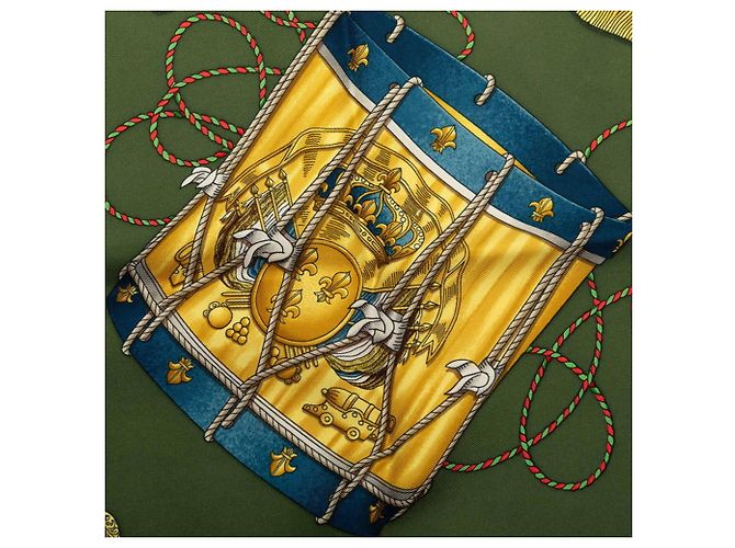 Hermès Foulard Hermes Carre 90 LES TAMBOURS Multicolore Blu navy - vista 4