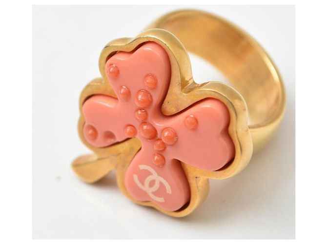 Anel banda Chanel Coco Mark com motivo de flor Rosa Dourado - vista 3