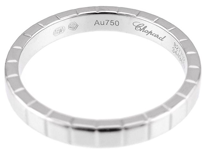 Chopard Ice Cube Band Ring in 18K White Gold - view 3