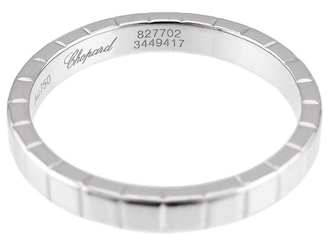 Chopard Ice Cube Band Ring in 18K White Gold - view 4
