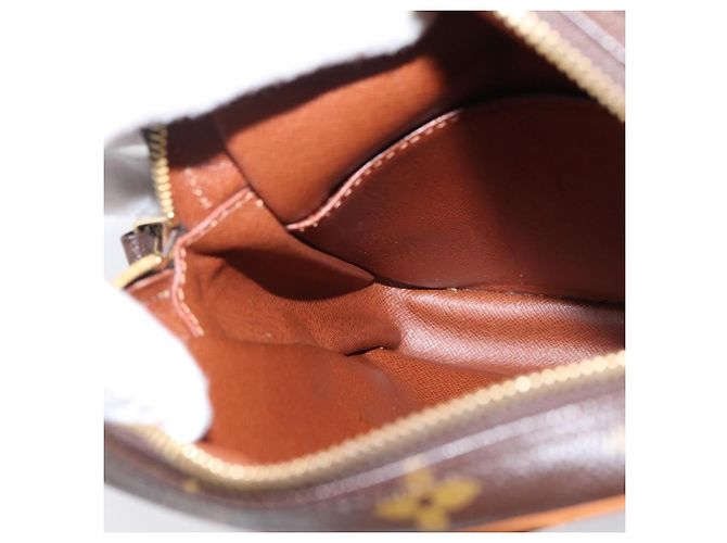 LOUIS VUITTON Bolsa de Ombro Monogram Danube M45266 LV Auth 207468A Monograma - vista 20
