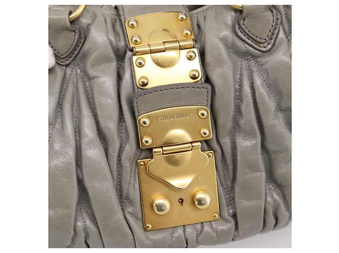 Miu Miu Matelassé Handtasche Leder 2way Grau Gold Auth 167719M Braun Golden - Ansicht 19
