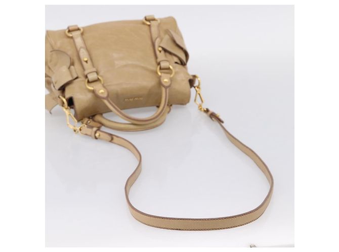 Borsa a mano Miu Miu con fiocco laterale in pelle 2way Beige Gold Auth am12726V - vista 10