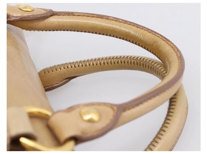Borsa a mano Miu Miu con fiocco laterale in pelle 2way Beige Gold Auth am12726V - vista 14