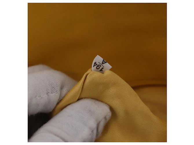 Borsa a tracolla Miu Miu Matelassé in pelle 2way Yellow Gold Auth 202504A D'oro Giallo - vue 12