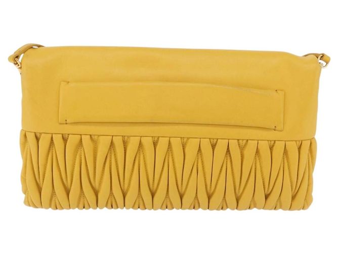 Borsa a tracolla Miu Miu Matelassé in pelle 2way Yellow Gold Auth 202504A D'oro Giallo - vue 2