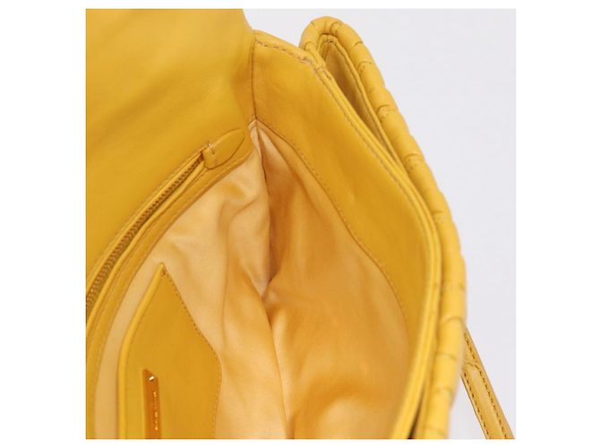 Borsa a tracolla Miu Miu Matelassé in pelle 2way Yellow Gold Auth 202504A D'oro Giallo - vue 24