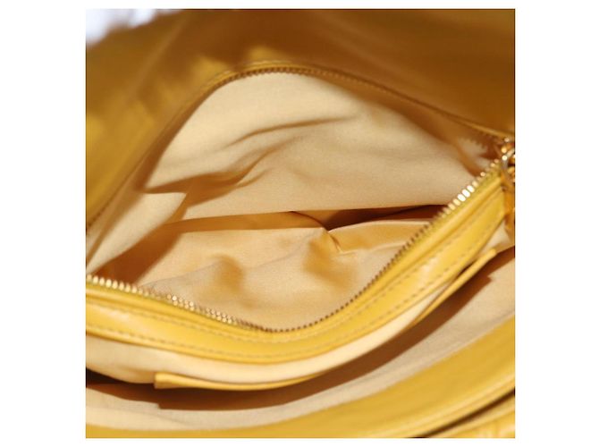 Borsa a tracolla Miu Miu Matelassé in pelle 2way Yellow Gold Auth 202504A D'oro Giallo - vue 31