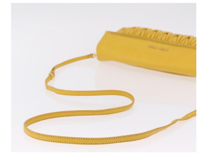 Borsa a tracolla Miu Miu Matelassé in pelle 2way Yellow Gold Auth 202504A D'oro Giallo - vue 9