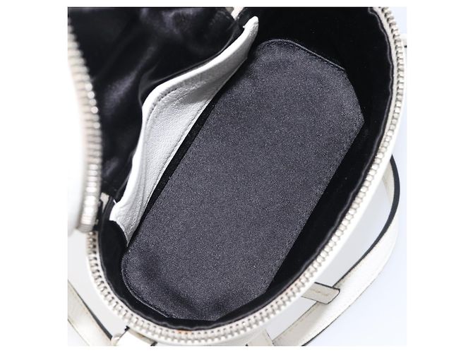 Sac à épaule Vanity Miu Miu en cuir 2 voies Blanc Argent Auth 206320A Argenté - vue 11