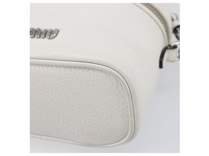 Sac à épaule Vanity Miu Miu en cuir 2 voies Blanc Argent Auth 206320A Argenté - vue 16