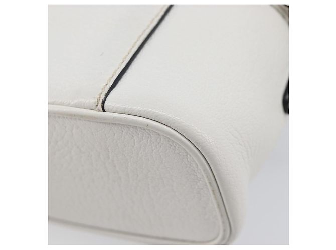 Sac à épaule Vanity Miu Miu en cuir 2 voies Blanc Argent Auth 206320A Argenté - vue 18