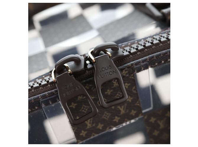 Borsa LOUIS VUITTON Monogram Chess Keepall Bandouliere 50 M20864 LV Auth 204498SM Monogramma - vista 31