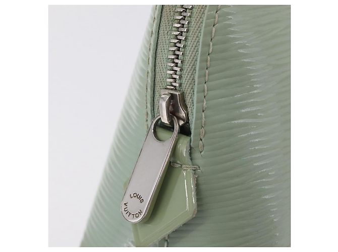 LOUIS VUITTON Epi Electric Pochette Beauty Case Amand M40644 LV Auth 167709 - vista 17