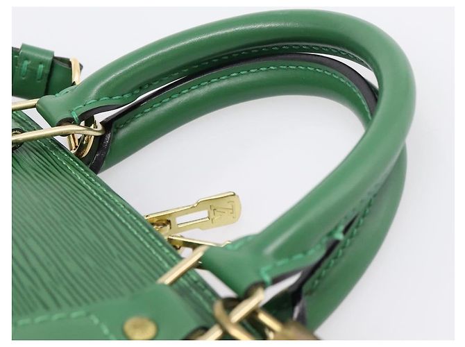 Borsa a mano LOUIS VUITTON Epi Alma Borneo Green M52144 LV Auth 206682V - vista 14