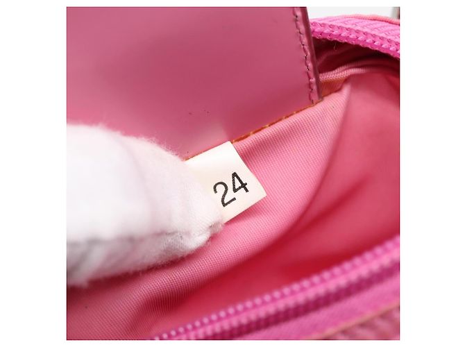 Bolsa de Ombro PRADA Nylon Rosa Prata Auth 207599A - vista 12