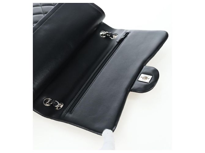 Borsa a tracolla CHANEL Matelasse 30 Chain in pelle d'agnello nera e argento CC Auth 200505SAM Nero - vista 19