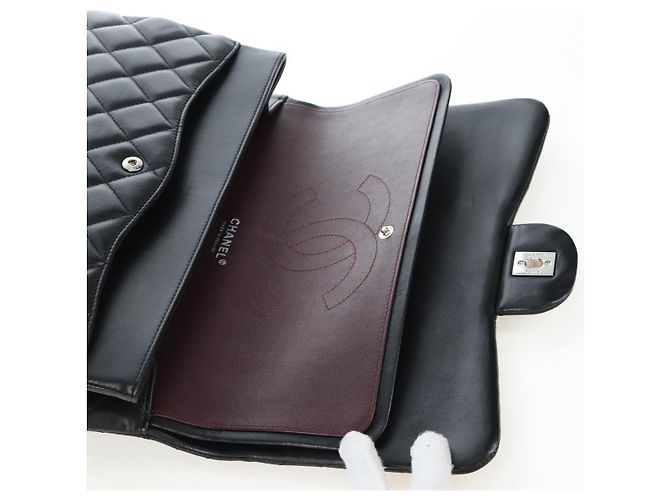 Borsa a tracolla CHANEL Matelasse 30 Chain in pelle d'agnello nera e argento CC Auth 200505SAM Nero - vista 23