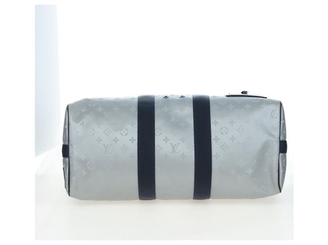 Borsa LOUIS VUITTON Satellite Keepall Bandouliere 50 Silver M44170 LV Auth 200382V - vista 7