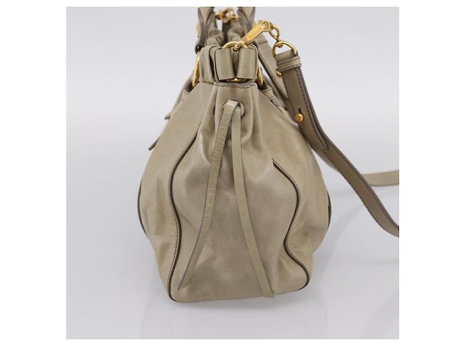 Borsa a mano Miu Miu in pelle 2way Beige Gold Auth BA15753V D'oro - vista 3