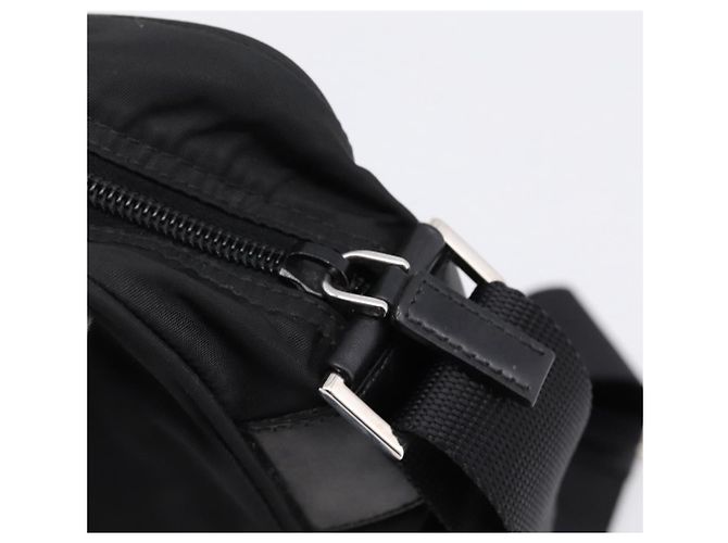 Bolsa de Ombro PRADA Nylon Black Silver Auth 205066A Preto Prata - vista 9